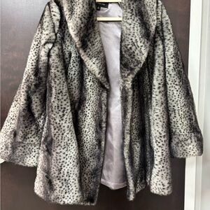 Jones New York Black and Gray Teddy Jacket
